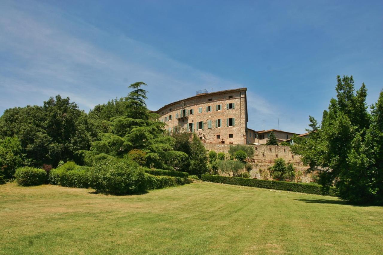 Castello Di Sovicille - Residenza D'Epoca Bed & Breakfast エクステリア 写真