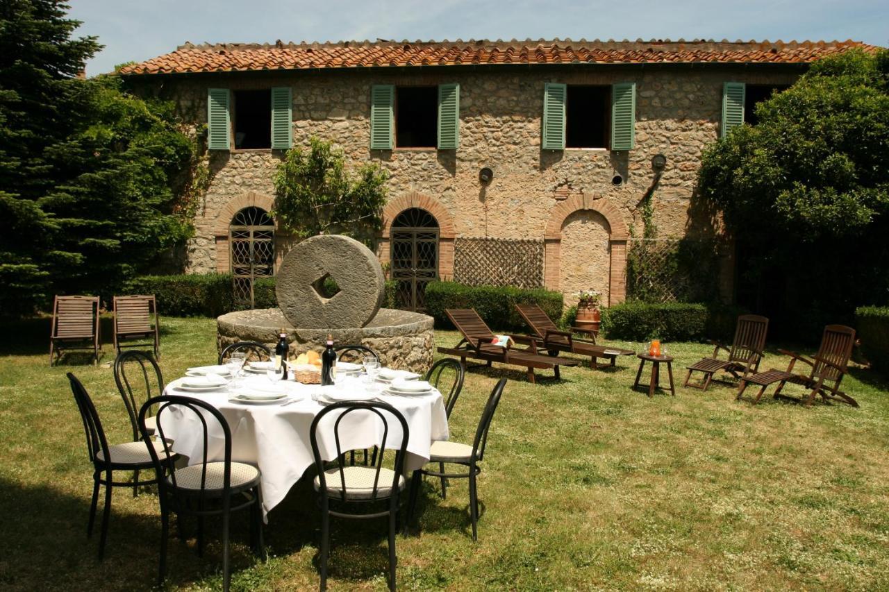 Castello Di Sovicille - Residenza D'Epoca Bed & Breakfast エクステリア 写真