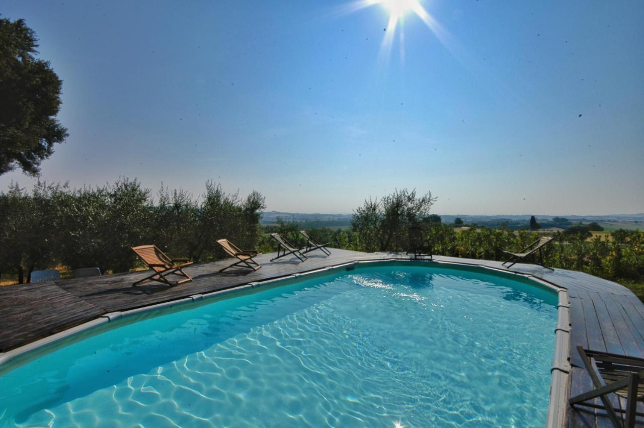 Castello Di Sovicille - Residenza D'Epoca Bed & Breakfast エクステリア 写真