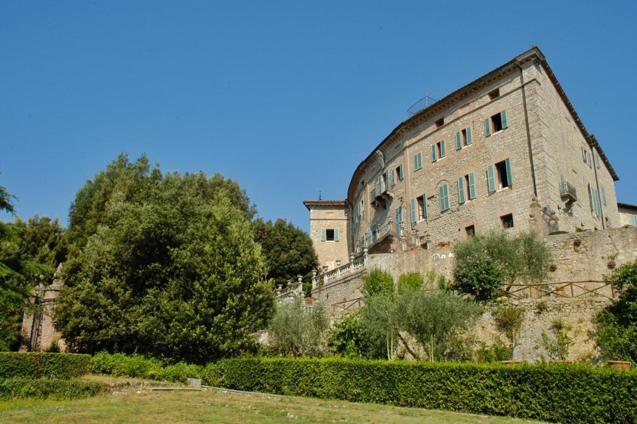 Castello Di Sovicille - Residenza D'Epoca Bed & Breakfast エクステリア 写真