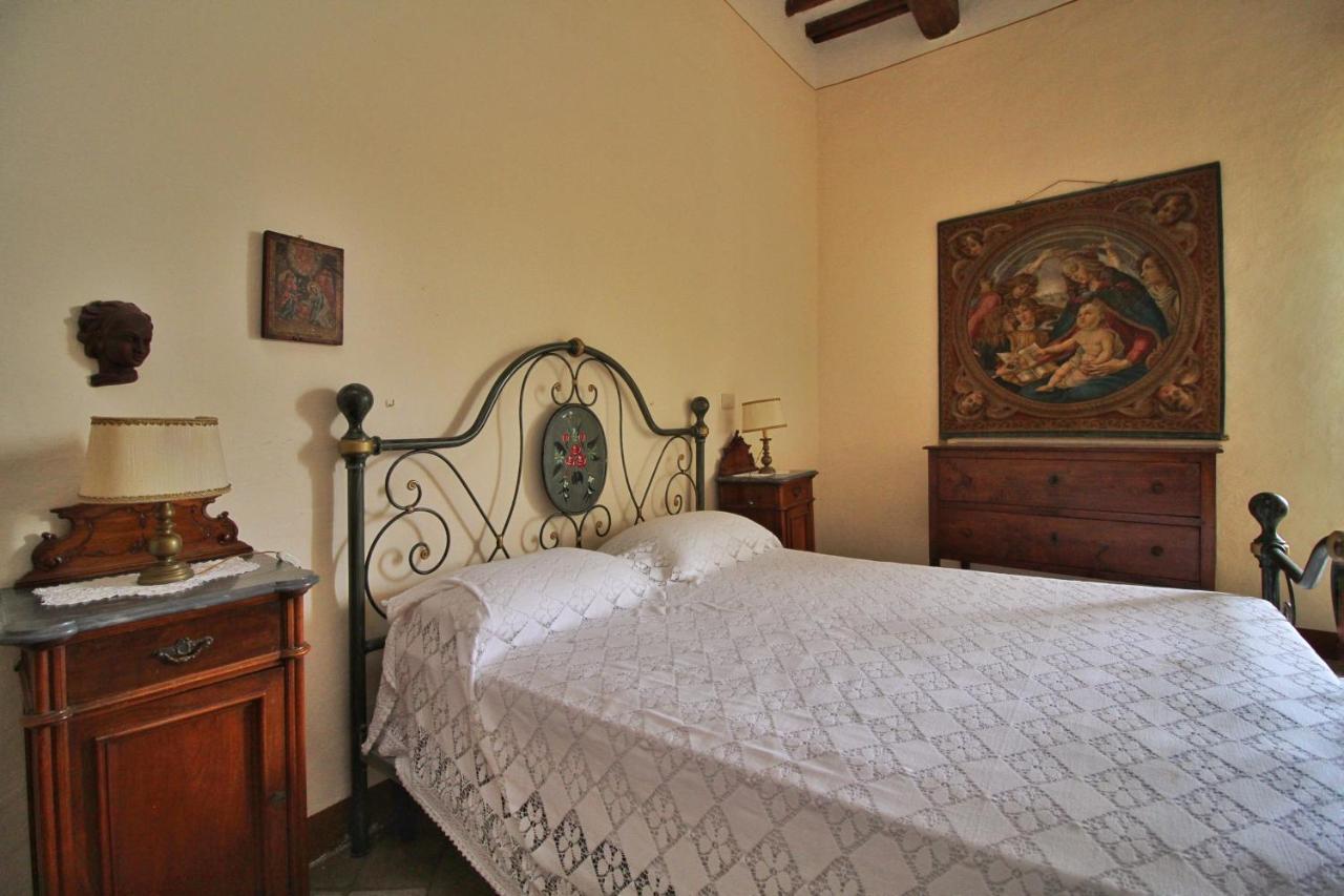Castello Di Sovicille - Residenza D'Epoca Bed & Breakfast エクステリア 写真