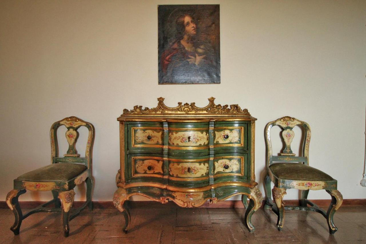Castello Di Sovicille - Residenza D'Epoca Bed & Breakfast エクステリア 写真