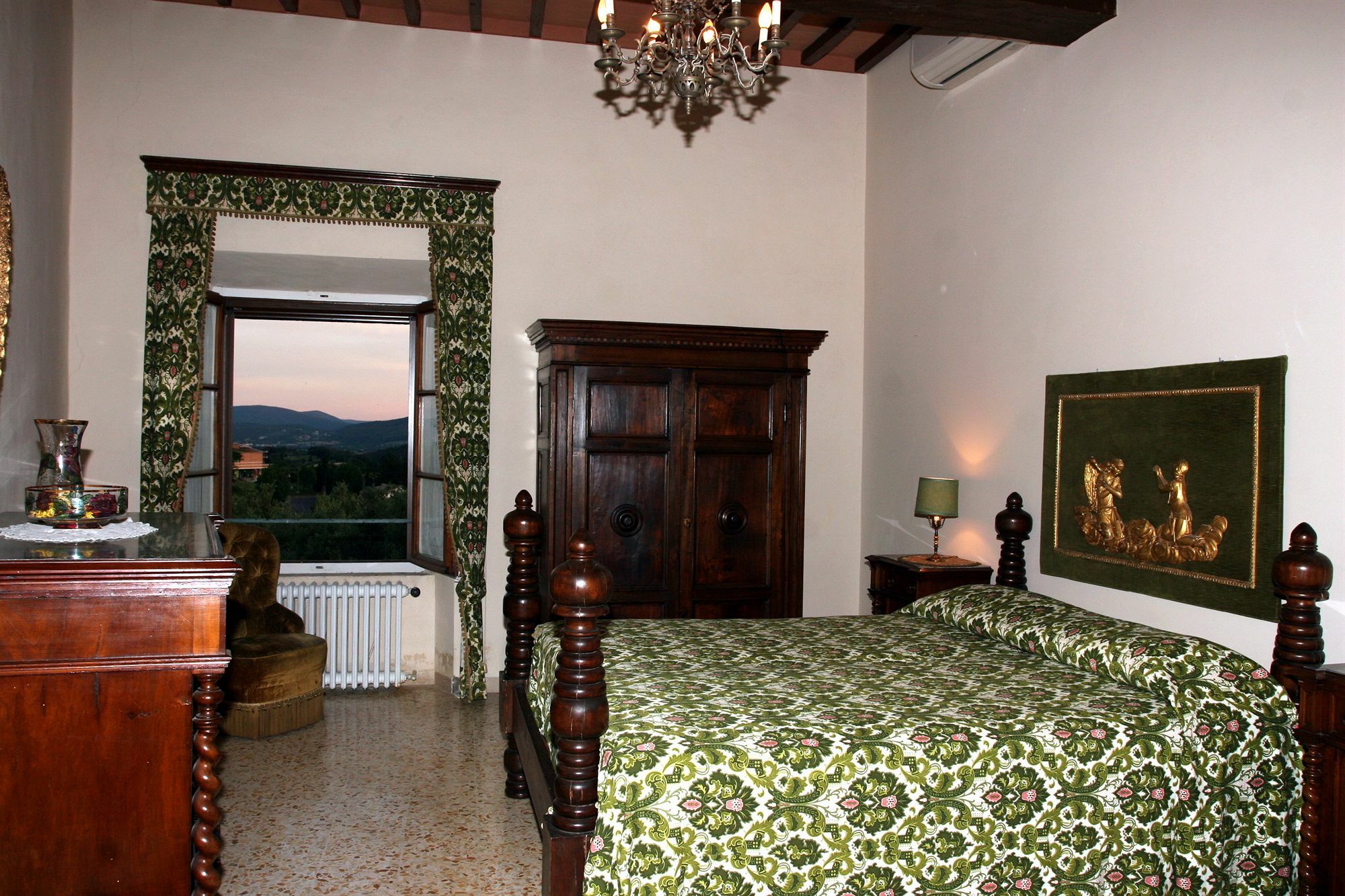 Castello Di Sovicille - Residenza D'Epoca Bed & Breakfast エクステリア 写真